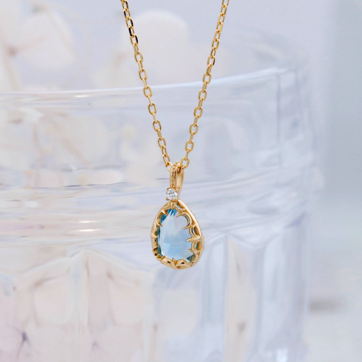 Vintage-Inspired Water Drop Blue Topaz Necklace | Dainty Scalloped Edge Pendant