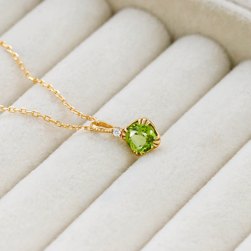 Vintage Cushion Cut Green Peridot Pendant Necklace in Solid Gold 12-Prong