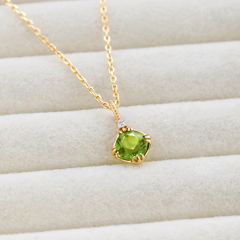 Vintage Cushion Cut Green Peridot Pendant Necklace in Solid Gold 12-Prong