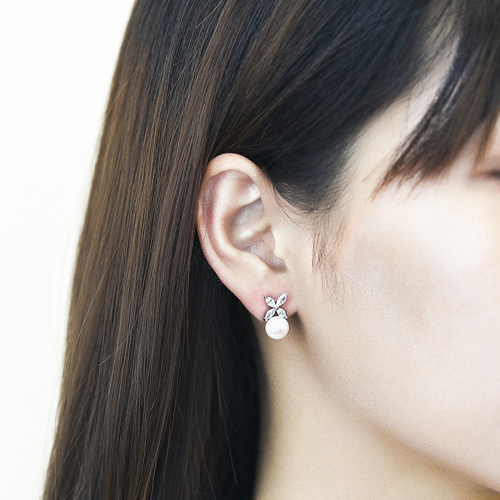 Elegant Four-Leaf Marquise Cluste Clover Pearl Stud Earrings