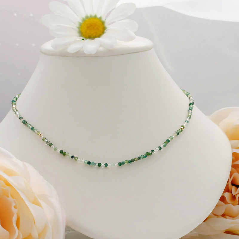 Natural Moss Agate Beaded Necklace with Vintage Gold Front Clasp