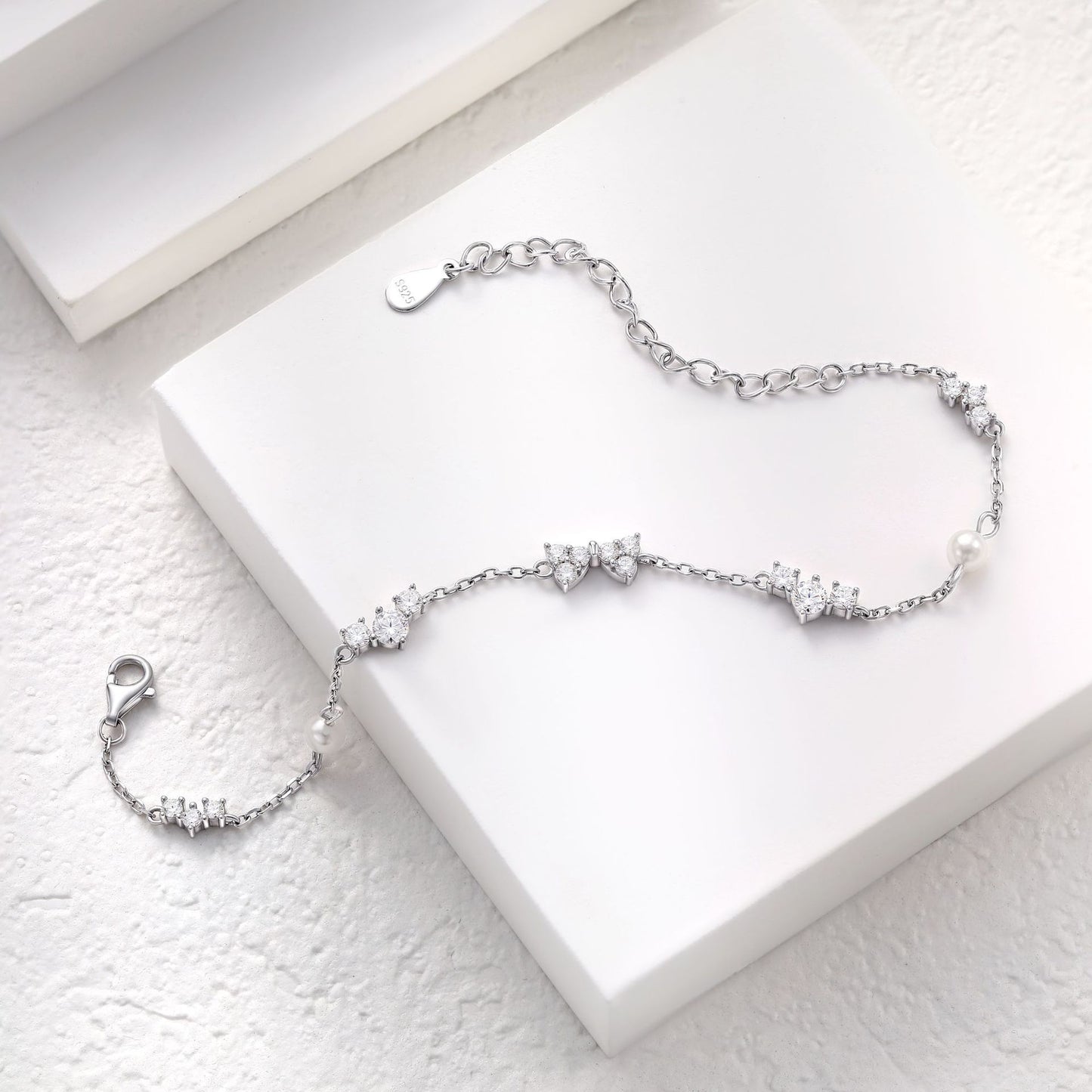 Minimalist Delicate Pearl Sparkle Chain Bracelet for Women