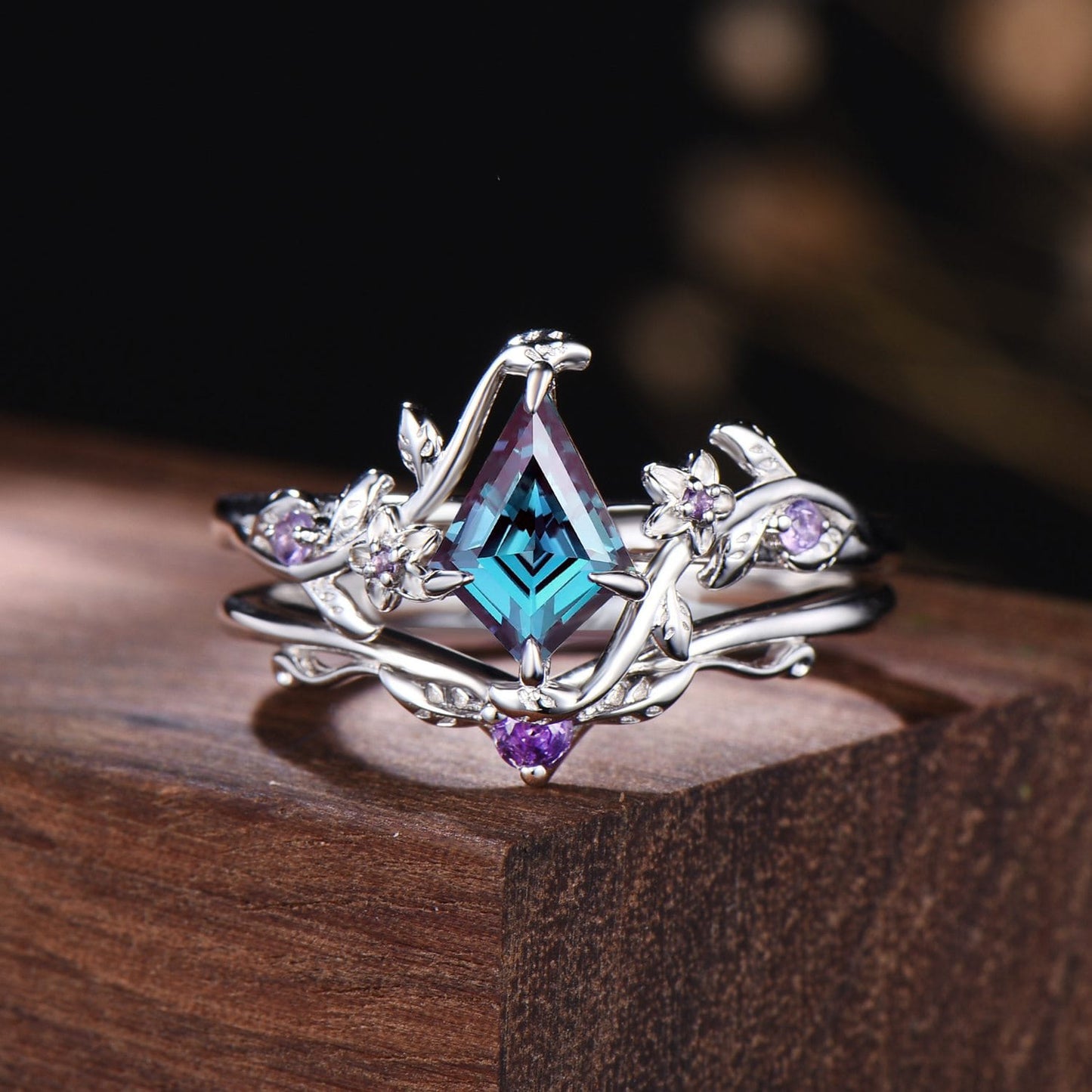 Nature Inspired Kite Alexandrite Wedding Ring Set | Floral Branch Engagement Ring with Amethyst Leaf Vine Band