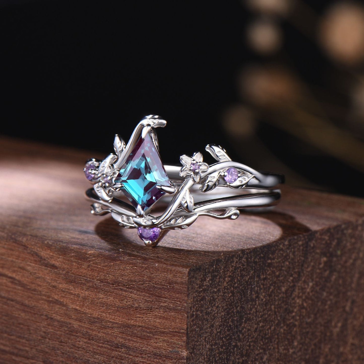 Nature Inspired Kite Alexandrite Wedding Ring Set | Floral Branch Engagement Ring with Amethyst Leaf Vine Band