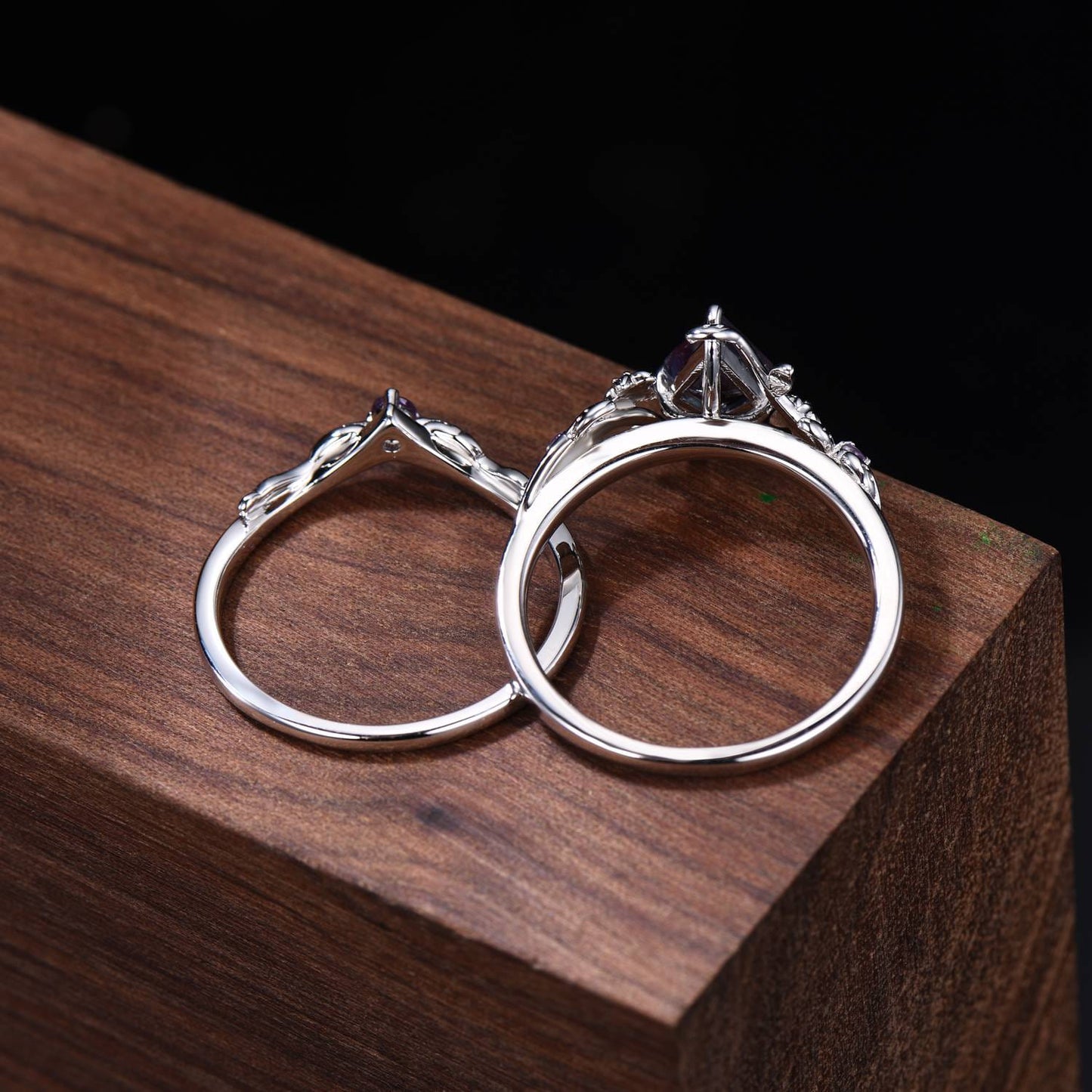 Nature Inspired Kite Alexandrite Wedding Ring Set | Floral Branch Engagement Ring with Amethyst Leaf Vine Band
