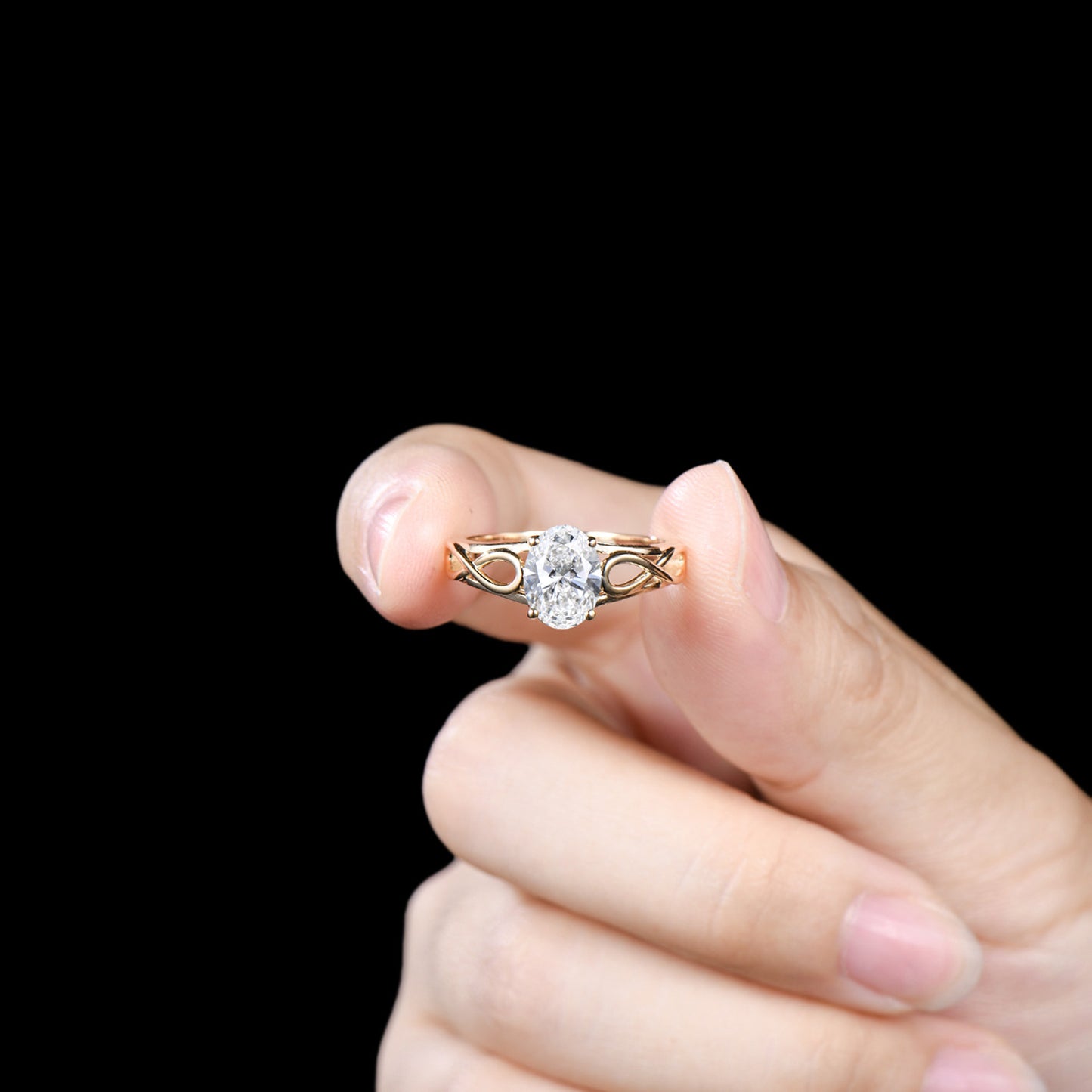 Delicate 1.5CT Oval Cut Moissanite Engagement Ring 14k 18k Yellow Gold Infinite Love Solitarie Wedding Ring Anniversary Gifts For Women