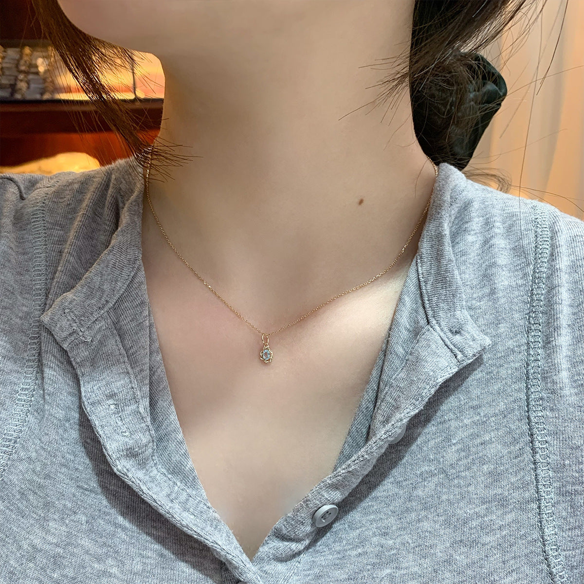 Natural Aquamarine Pendant Necklace, Dainty Leaf Design Oval Gemstone Necklace for Women