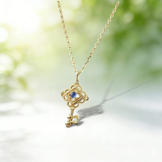 Elegant Vintage-Inspired Moonstone Pearl Key Necklace June Birthstone