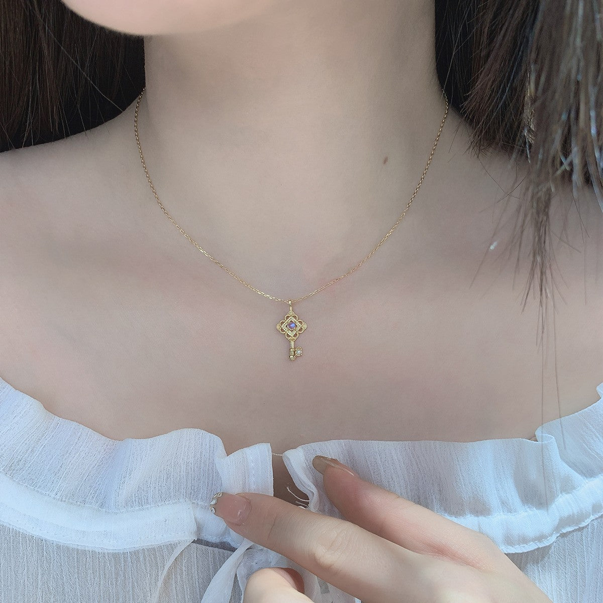 Elegant Vintage-Inspired Moonstone Pearl Key Necklace June Birthstone