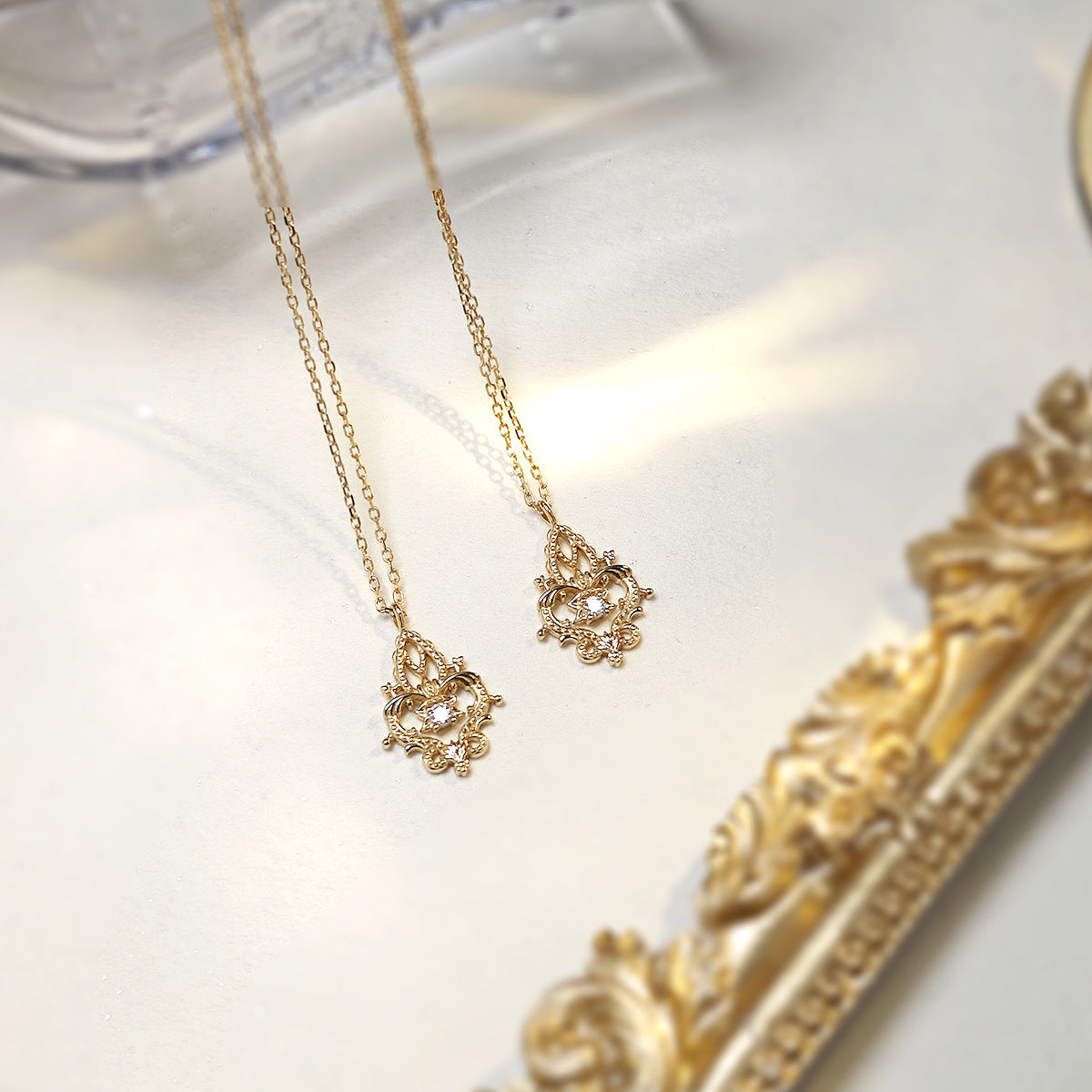 Vintage Style Filigree Vine Pattern Moissanite Neckalce Pendant